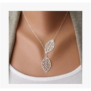 Fashion Leaf necklace silver colored New